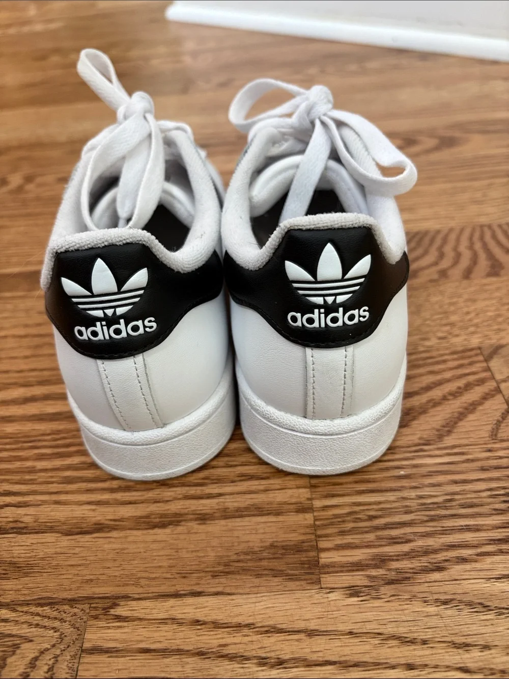 adidas classic low